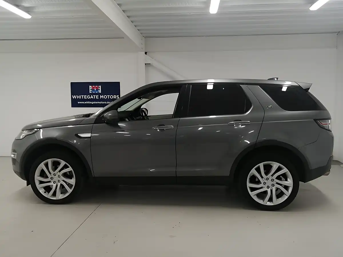 Used 2016 Land Rover Discovery Sport Hse Luxury Corris Grey - Interior and Exterior details 14