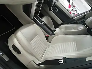 Used 2016 Land Rover Discovery Sport Hse Luxury Corris Grey - Interior and Exterior details 16