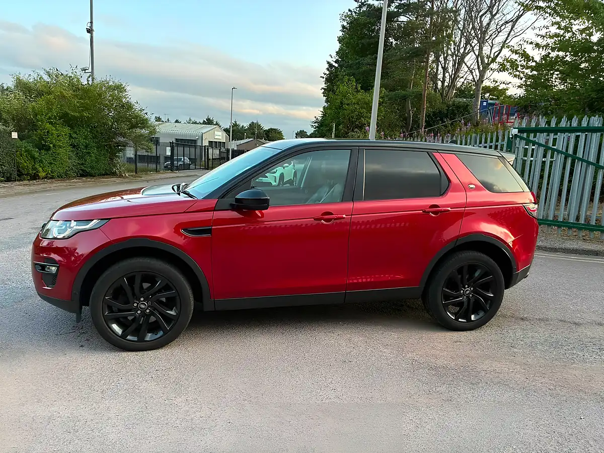 Used 2016 Land Rover Discovery Sport Hse Luxury Red - Interior and Exterior details 5