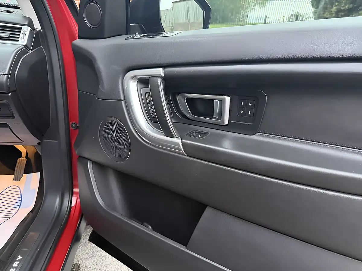 Used 2016 Land Rover Discovery Sport Hse Luxury Red - Interior and Exterior details 13