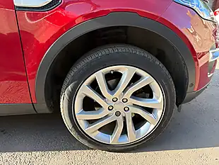 Used 2016 Land Rover Discovery Sport Hse Luxury Red - Interior and Exterior details 16