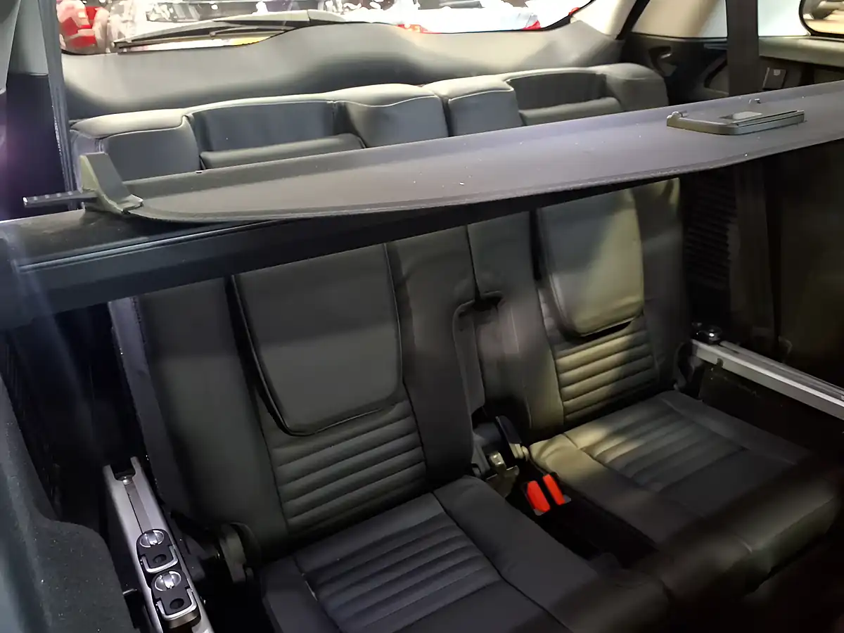 Used 2016 Land Rover Discovery Sport Hse Luxury Red - Interior and Exterior details 20