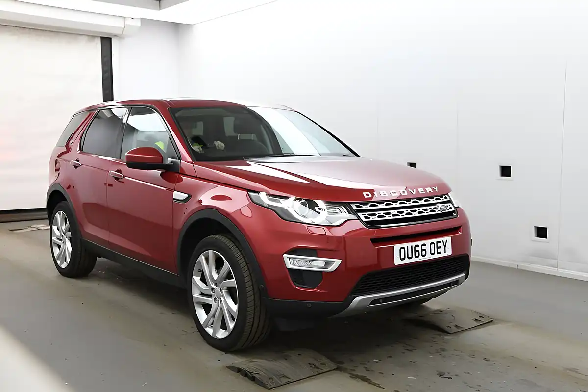 Used 2016 Land Rover Discovery Sport Hse Luxury Red - Interior and Exterior details 6