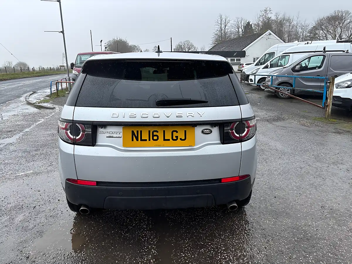 Used 2016 Land Rover Discovery Sport Hse Luxury Silver - Interior and Exterior details 5
