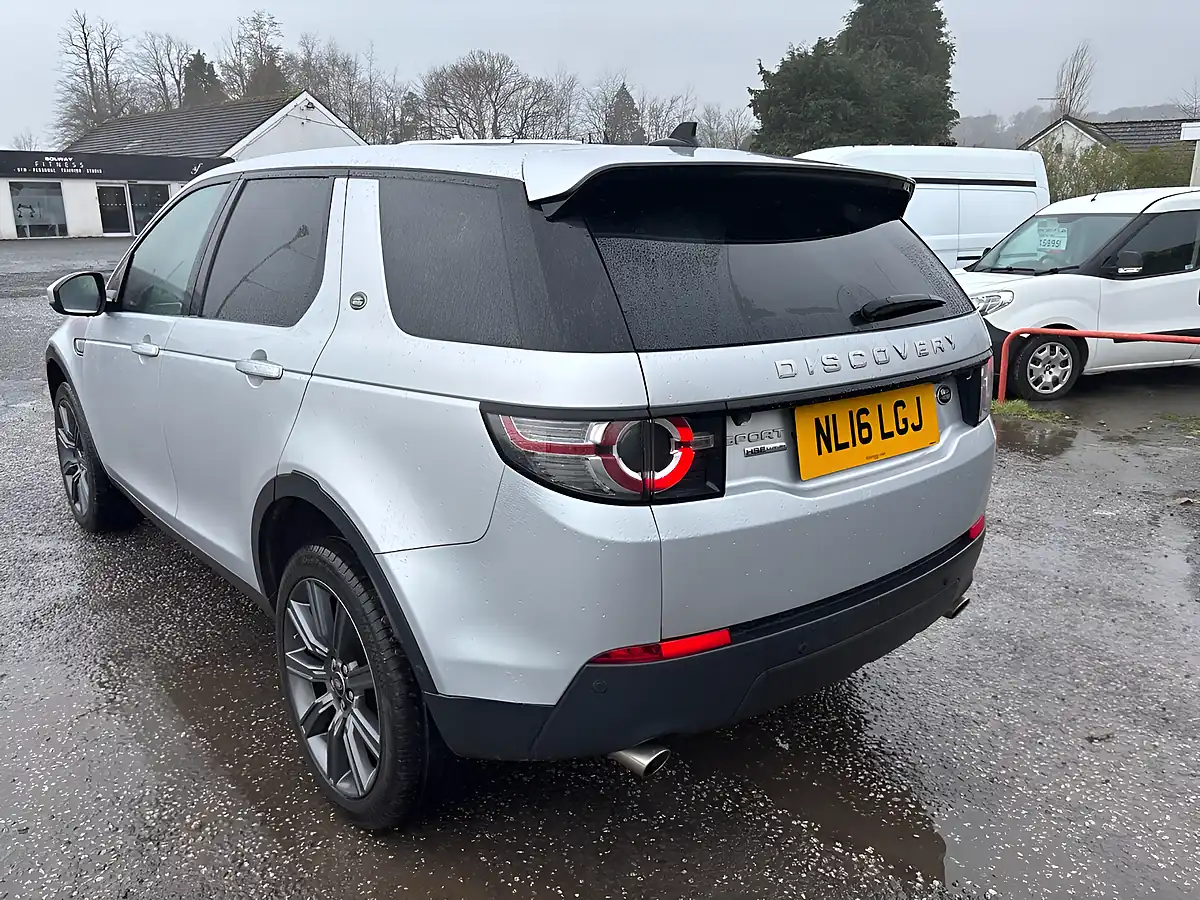 Used 2016 Land Rover Discovery Sport Hse Luxury Silver - Interior and Exterior details 6