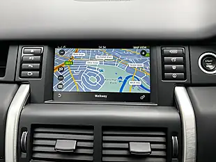 Used 2016 Land Rover Discovery Sport Hse Luxury White - Interior and Exterior details 10