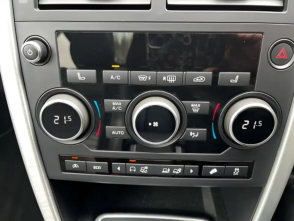 Used 2016 Land Rover Discovery Sport Hse Luxury White - Interior and Exterior details 14