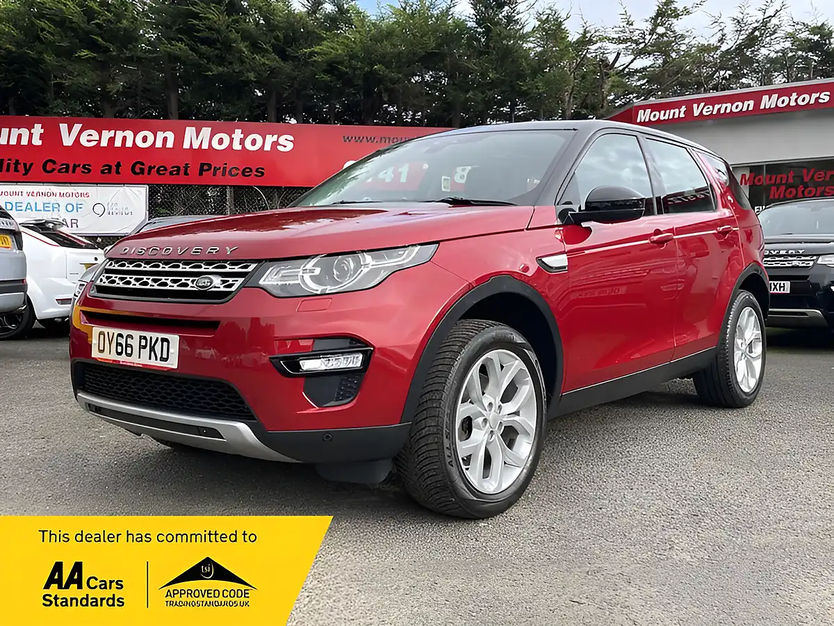 Used 2016 Land Rover Discovery Sport Hse Red - Front View