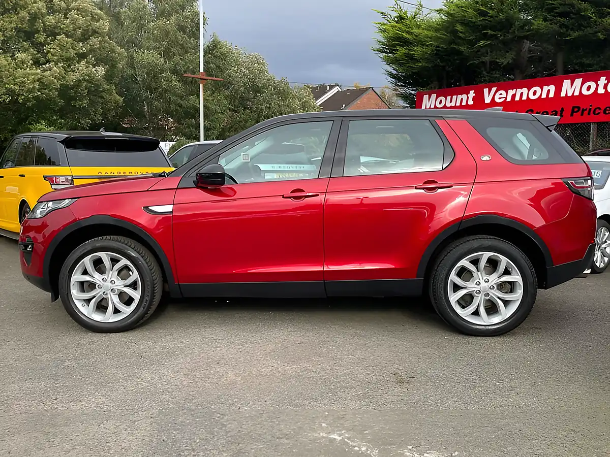 Used 2016 Land Rover Discovery Sport Hse Red - Interior and Exterior details 3