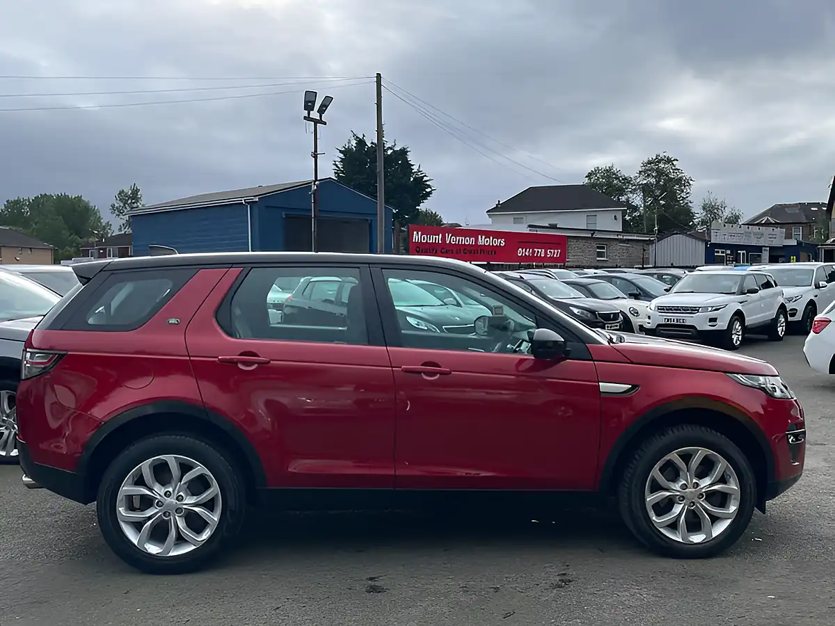 Used 2016 Land Rover Discovery Sport Hse Red - Interior and Exterior details 7