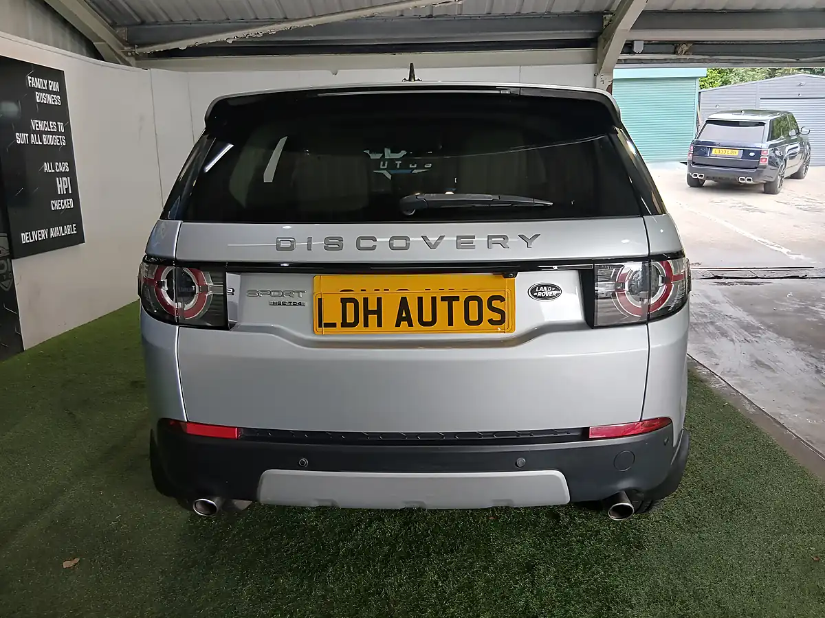 Used 2016 Land Rover Discovery Sport Hse Silver - Interior and Exterior details 4