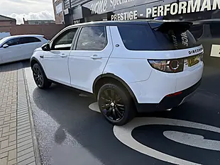 Used 2016 Land Rover Discovery Sport Hse White - Interior and Exterior details 7