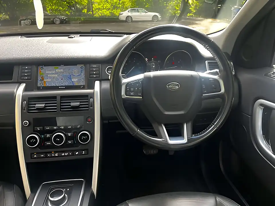 Used 2016 Land Rover Discovery Sport Luxury Hse Grey - Interior and Exterior details 16
