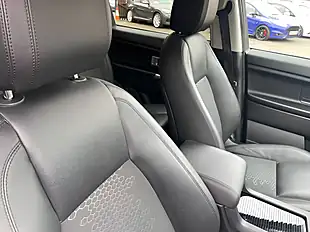 Used 2016 Land Rover Discovery Sport Se Red - Interior and Exterior details 13