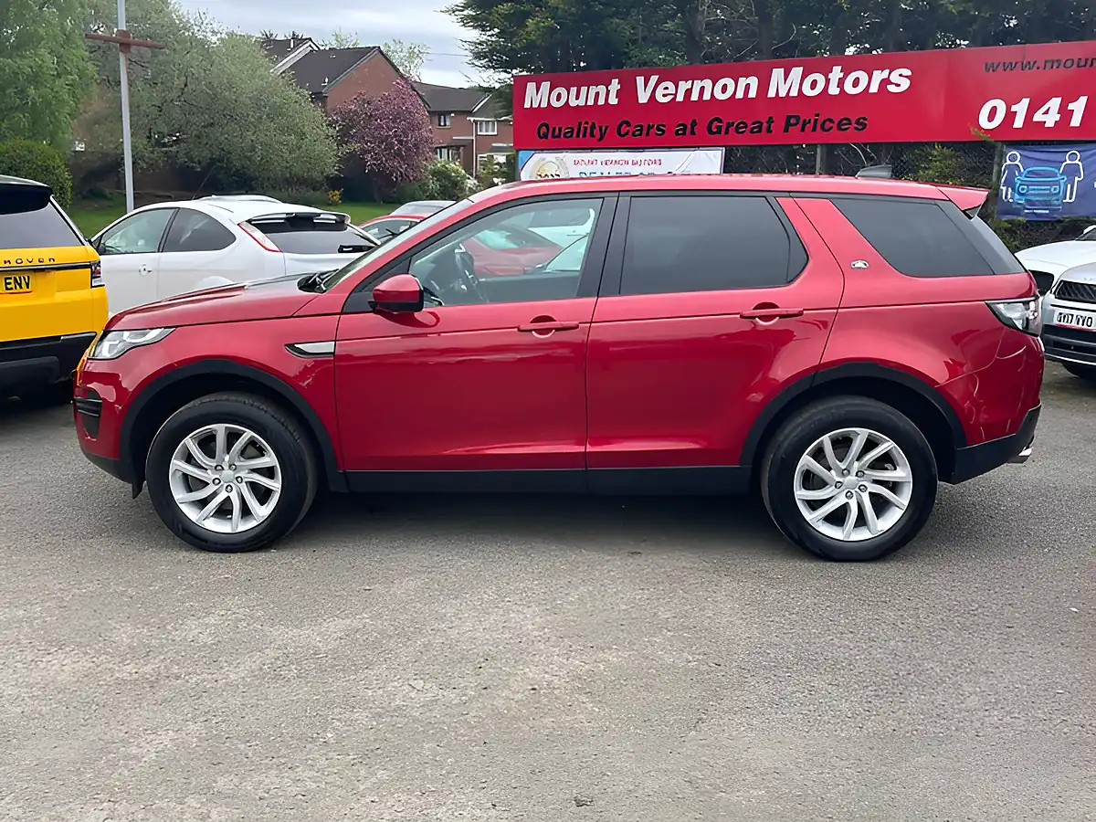 Used 2016 Land Rover Discovery Sport Se Red - Interior and Exterior details 5