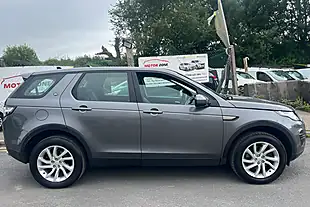 Used 2016 Land Rover Discovery Sport Se Silver - Interior and Exterior details 4