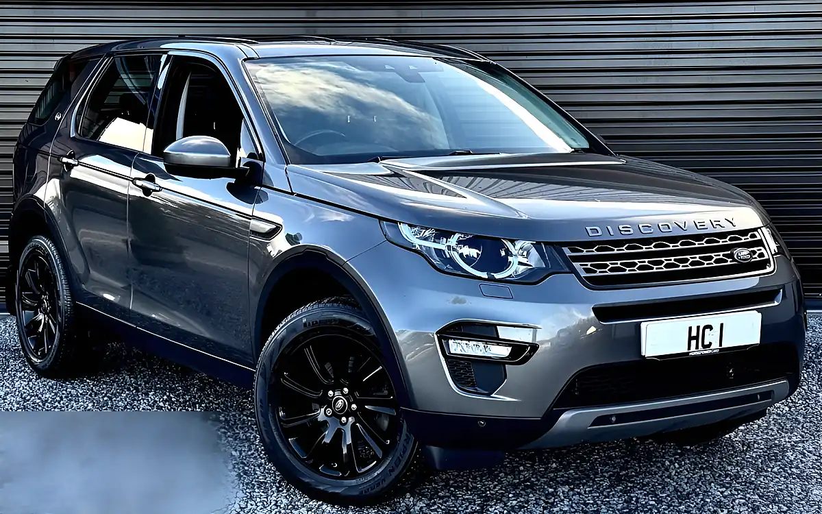 Used 2016 Land Rover Discovery Sport Se Tech Corris Grey - Front View