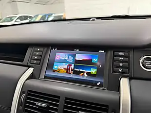 Used 2016 Land Rover Discovery Sport Se Tech Green - Interior and Exterior details 10