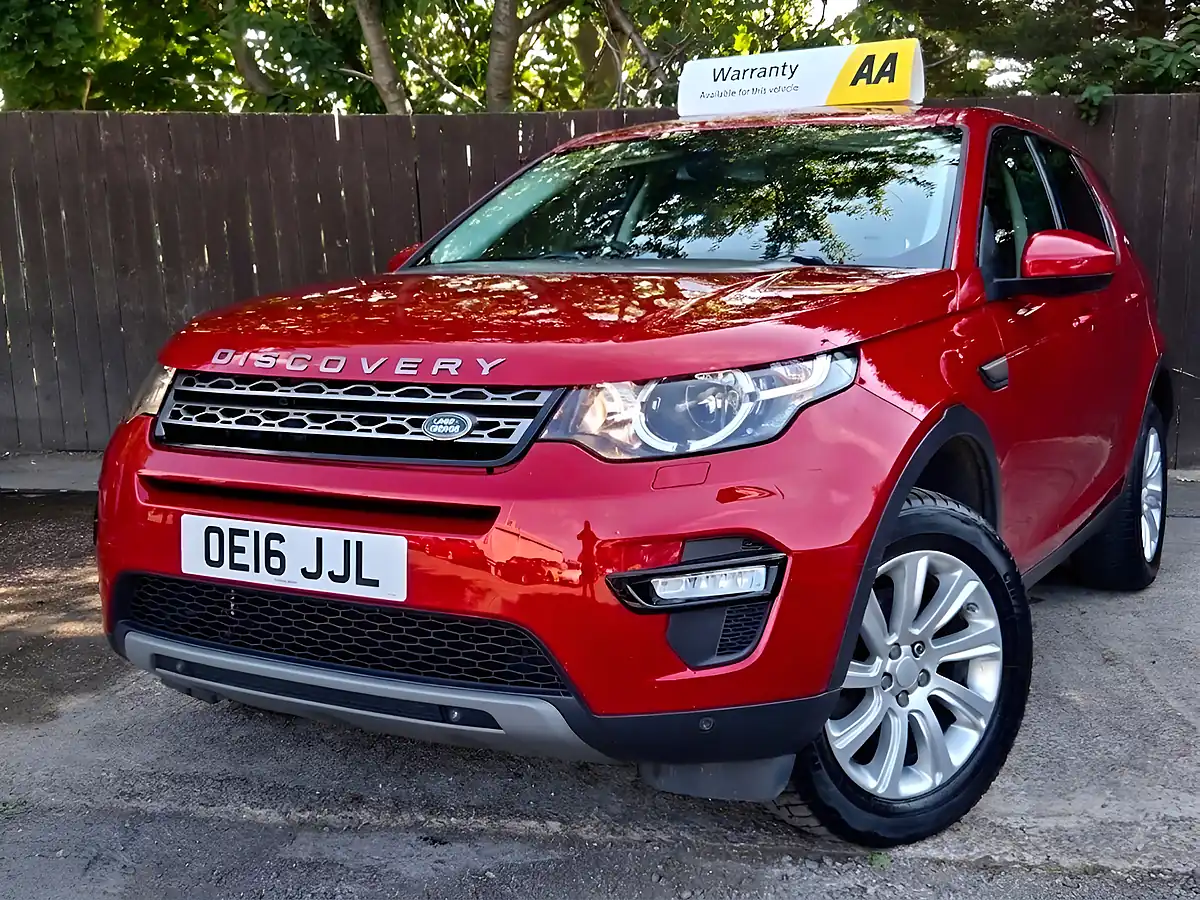Used 2016 Land Rover Discovery Sport Se Tech Red - Interior and Exterior details 3