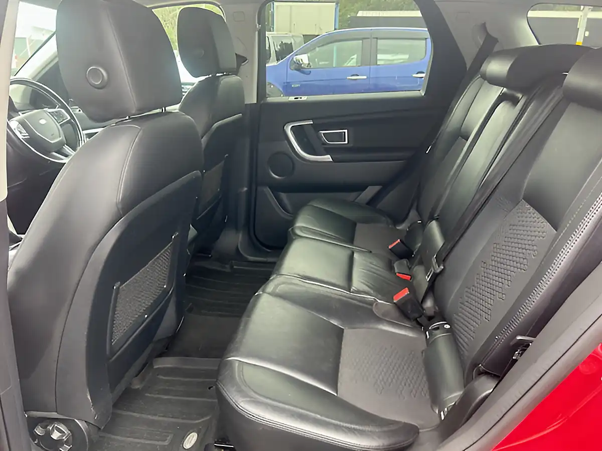 Used 2016 Land Rover Discovery Sport Se Tech Red - Interior and Exterior details 8
