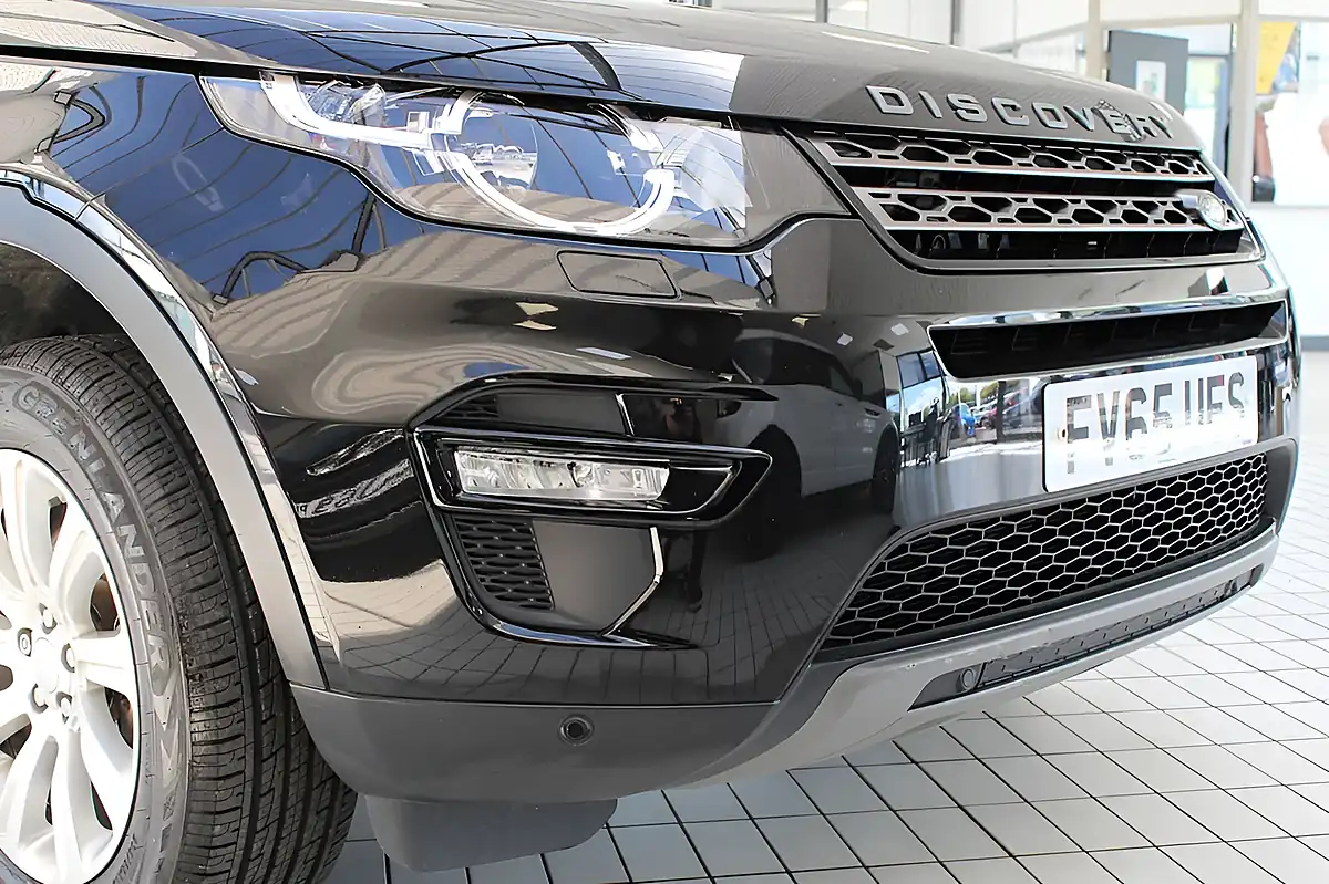 Used 2016 Land Rover Discovery Sport Se Tech Santorini Black - Interior and Exterior details 9