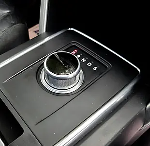 Used 2016 Land Rover Discovery Sport Se Tech Scotia Grey - Interior and Exterior details 12