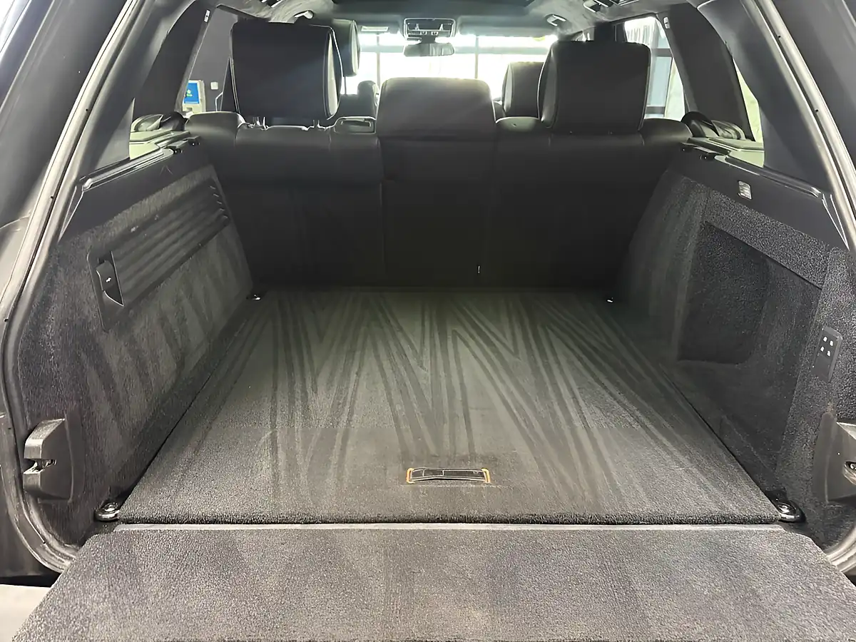 Used 2016 Land Rover Range Rover Autobiography Black - Interior and Exterior details 17