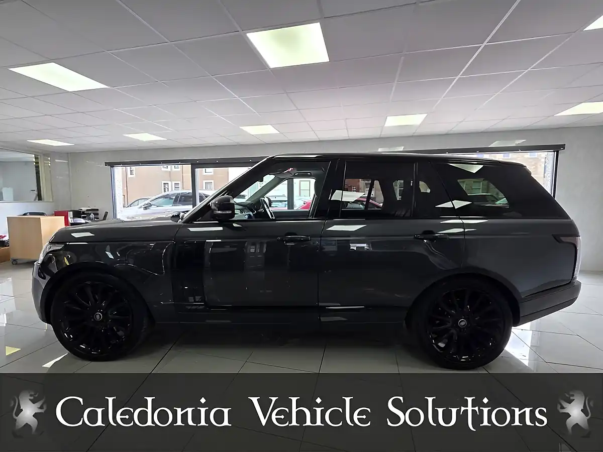 Used 2016 Land Rover Range Rover Autobiography Carpathian Grey - Interior and Exterior details 10