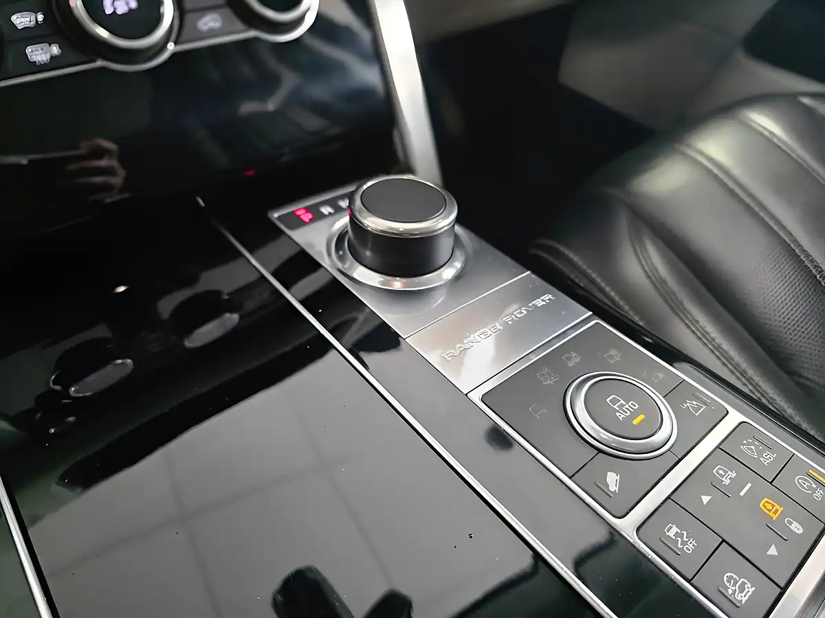 Used 2016 Land Rover Range Rover Autobiography Carpathian Grey - Interior and Exterior details 17
