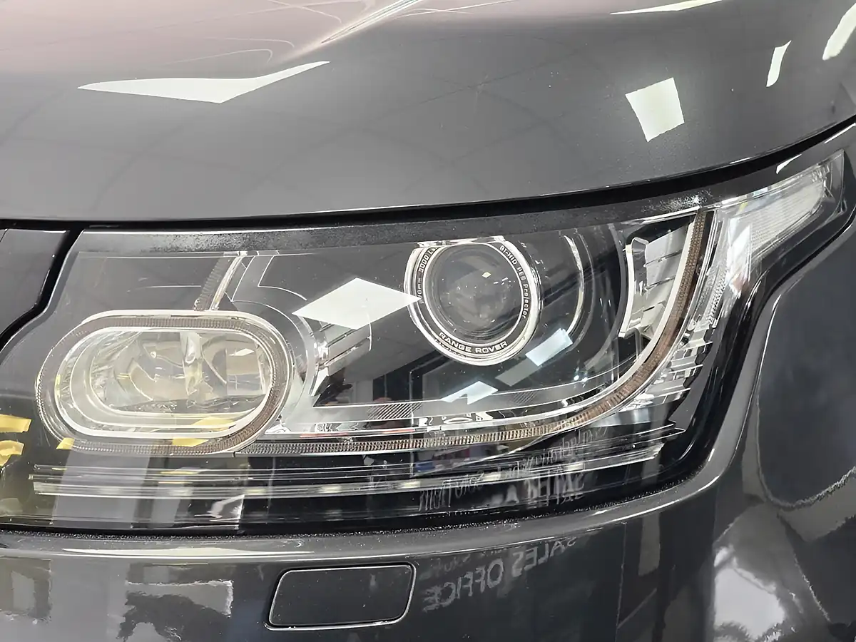 Used 2016 Land Rover Range Rover Autobiography Carpathian Grey - Interior and Exterior details 20