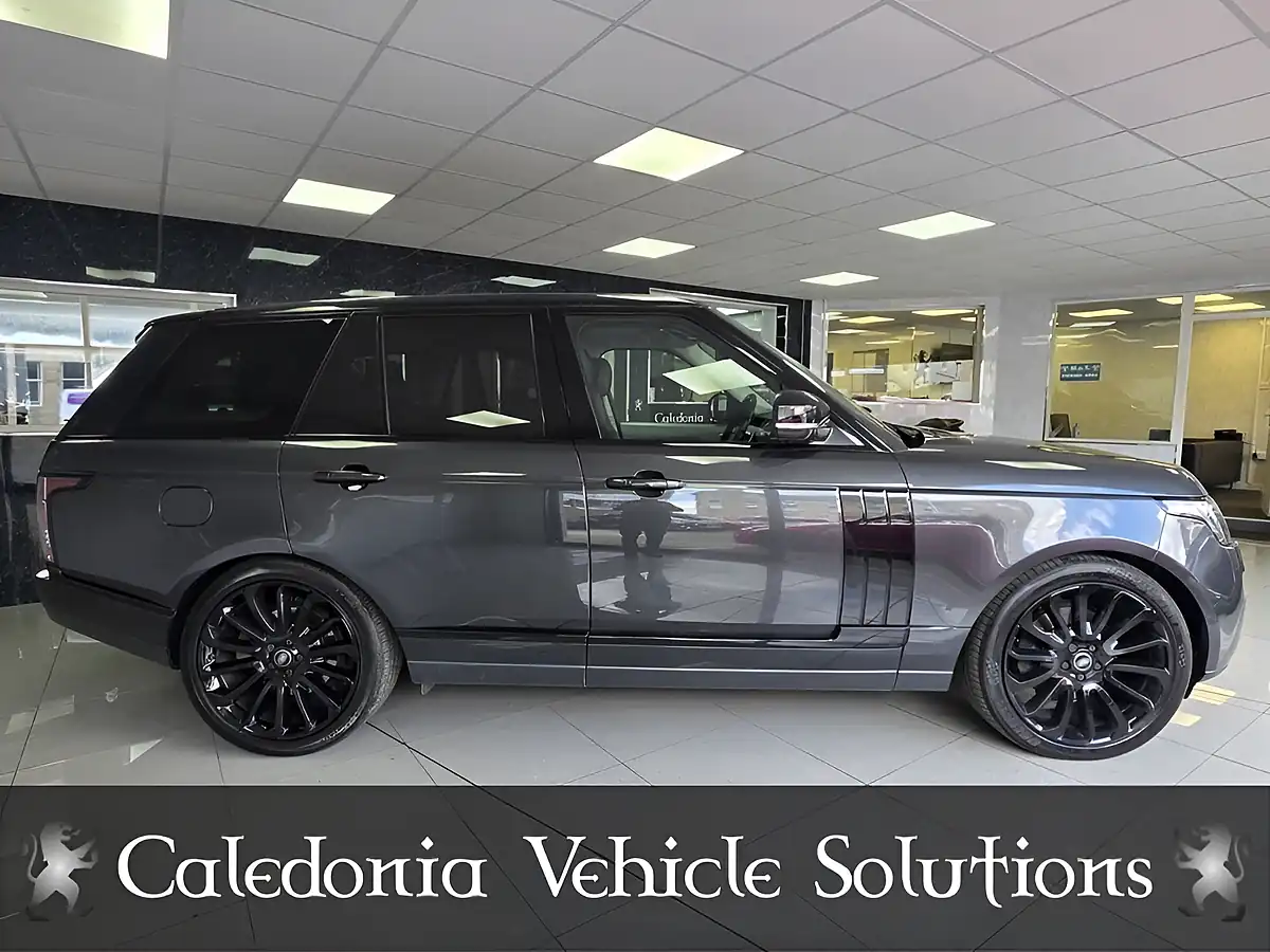 Used 2016 Land Rover Range Rover Autobiography Carpathian Grey - Interior and Exterior details 8
