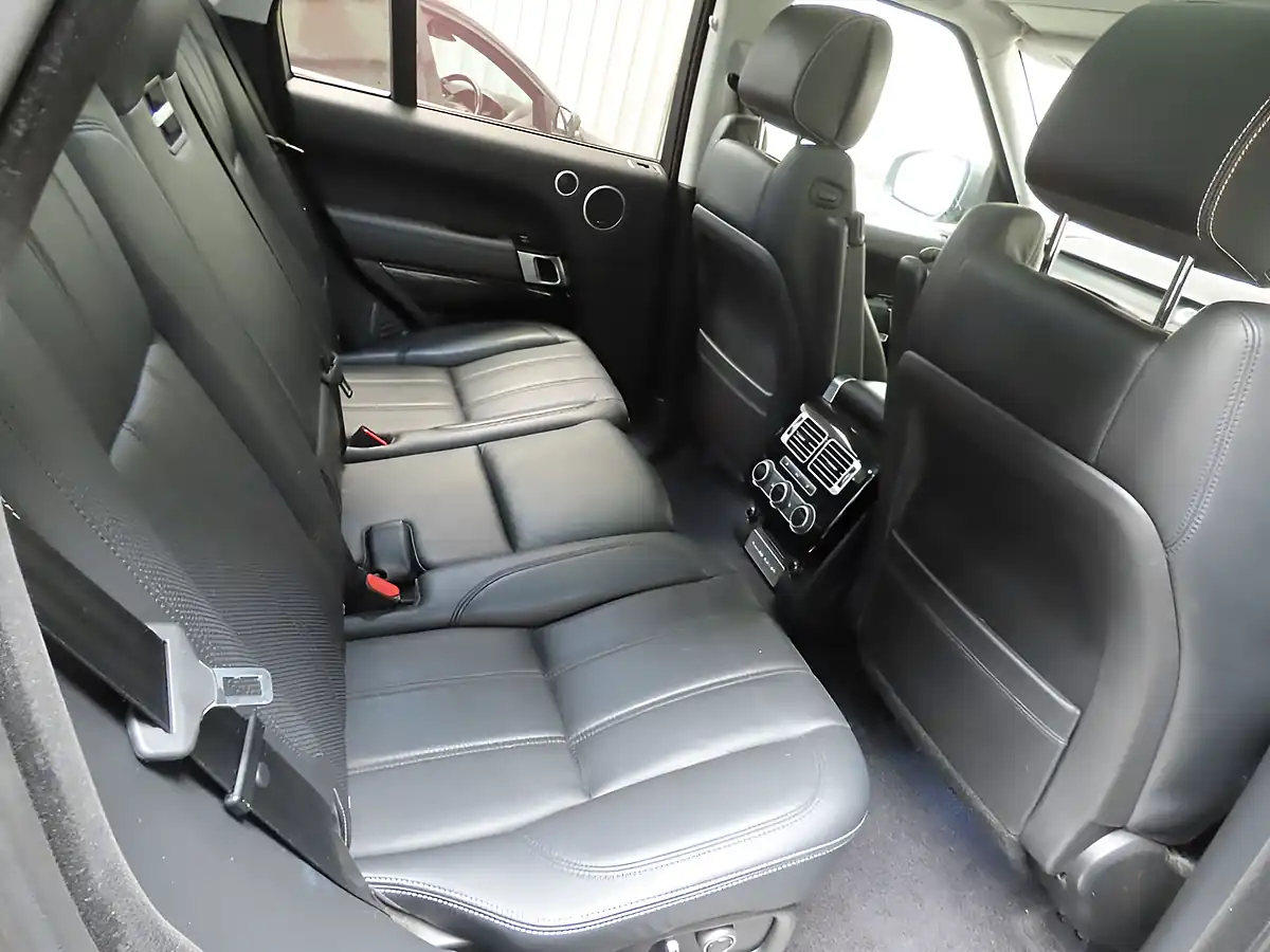 Used 2016 Land Rover Range Rover Autobiography Silver - Interior and Exterior details 4