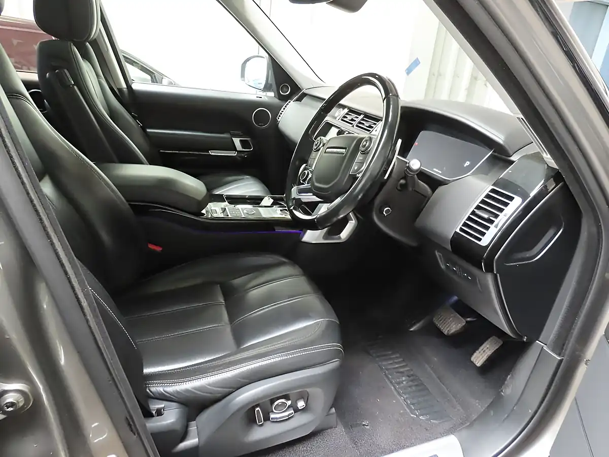 Used 2016 Land Rover Range Rover Autobiography Silver - Interior and Exterior details 5
