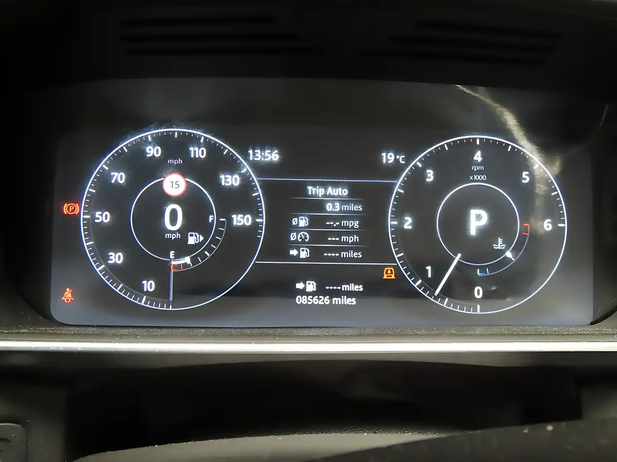 Used 2016 Land Rover Range Rover Autobiography Silver - Interior and Exterior details 6