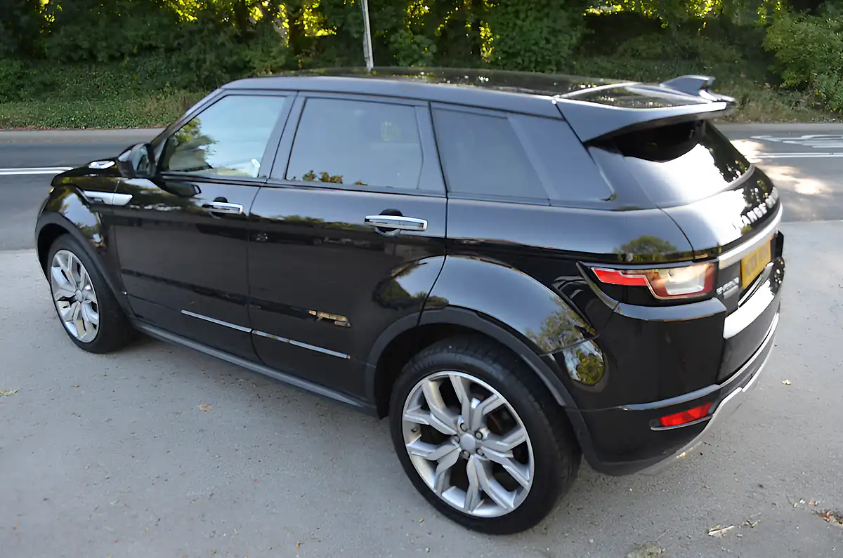 Used 2016 Land Rover Range Rover Evoque Autobiography Black - Interior and Exterior details 3