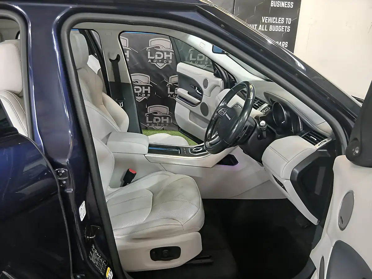 Used 2016 Land Rover Range Rover Evoque Autobiography Blue - Interior and Exterior details 10