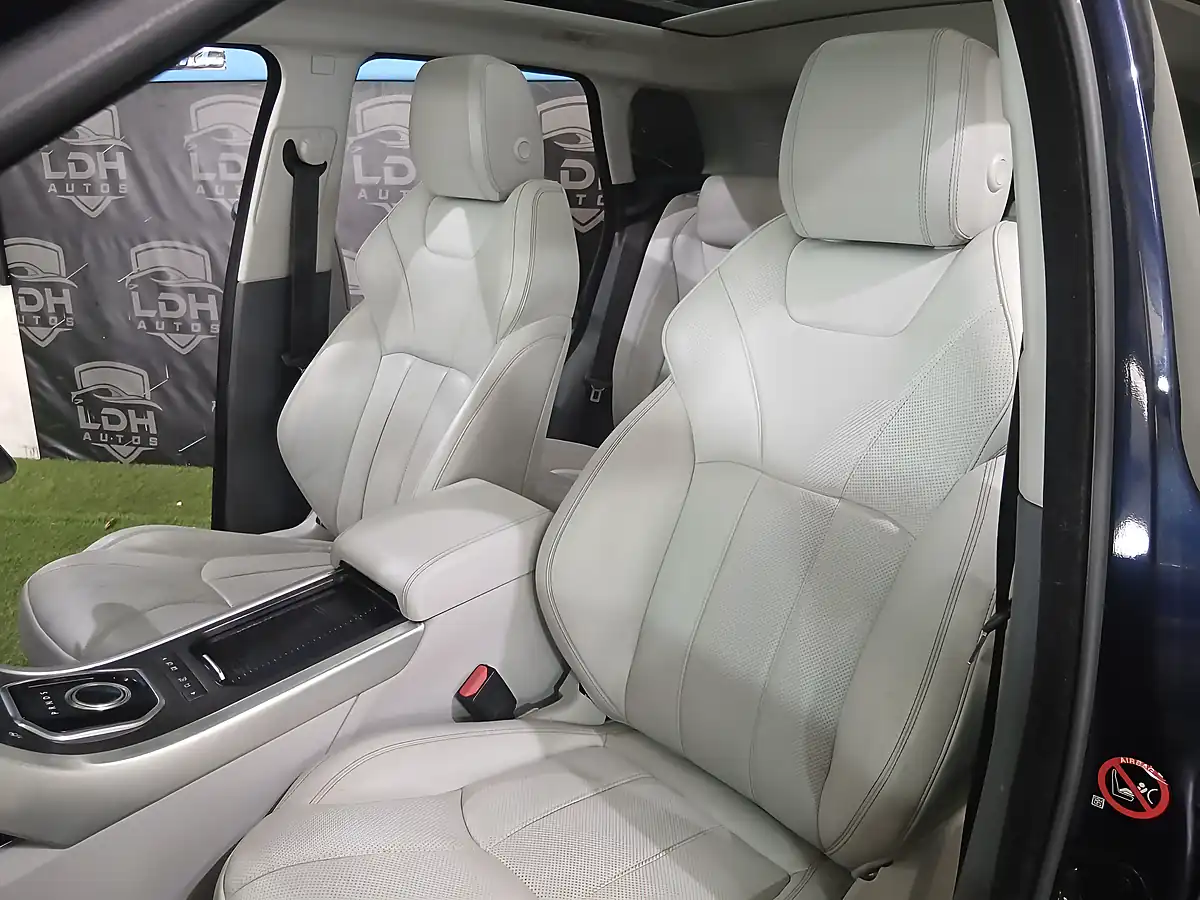 Used 2016 Land Rover Range Rover Evoque Autobiography Blue - Interior and Exterior details 13