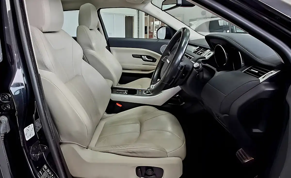 Used 2016 Land Rover Range Rover Evoque Hse Dynamic Black - Interior and Exterior details 16