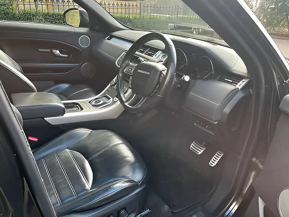 Used 2016 Land Rover Range Rover Evoque Hse Dynamic Black - Interior and Exterior details 18