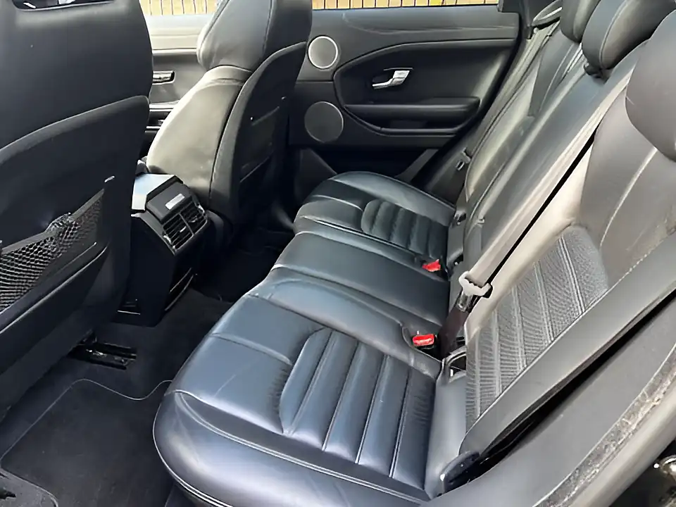 Used 2016 Land Rover Range Rover Evoque Hse Dynamic Black - Interior and Exterior details 19