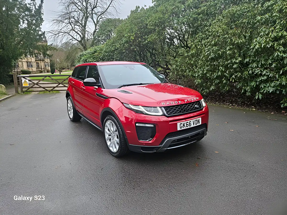 Used 2016 Land Rover Range Rover Evoque Hse Dynamic Firenze Red - Interior and Exterior details 5