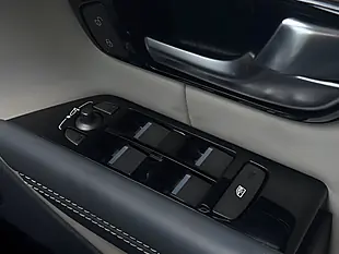 Used 2016 Land Rover Range Rover Evoque Hse Dynamic Grey - Interior and Exterior details 12