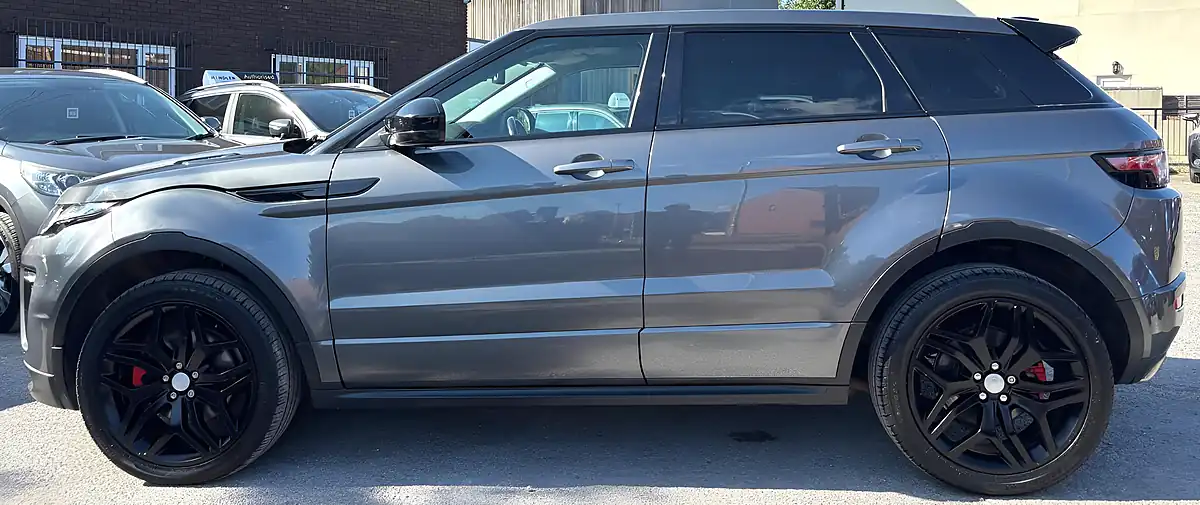 Used 2016 Land Rover Range Rover Evoque Hse Dynamic Grey - Interior and Exterior details 5