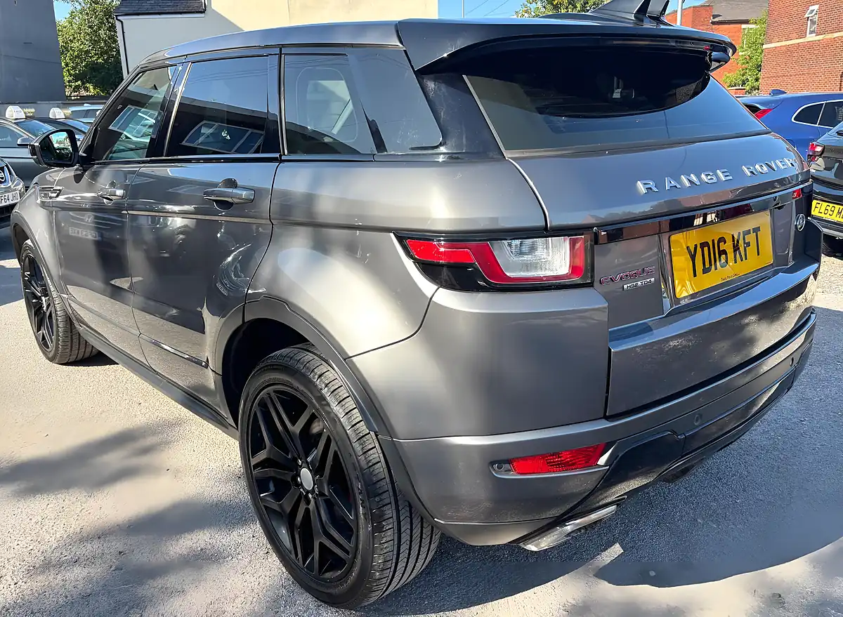 Used 2016 Land Rover Range Rover Evoque Hse Dynamic Grey - Interior and Exterior details 6