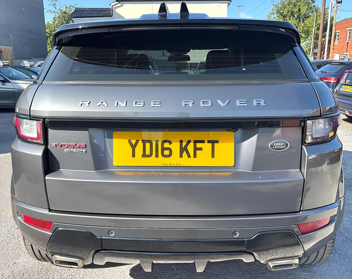 Used 2016 Land Rover Range Rover Evoque Hse Dynamic Grey - Interior and Exterior details 7