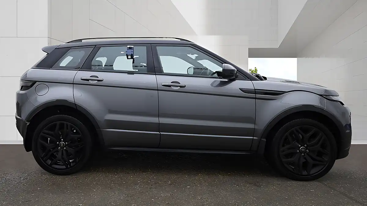 Used 2016 Land Rover Range Rover Evoque Hse Dynamic Grey - Interior and Exterior details 11