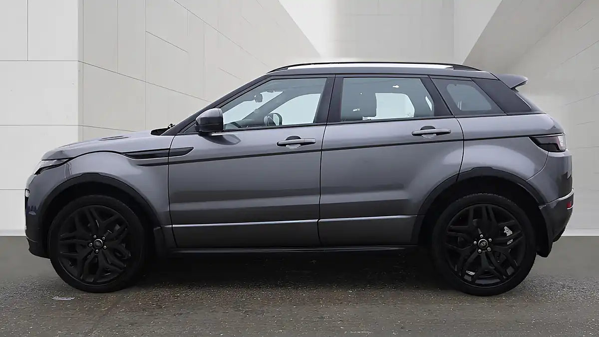 Used 2016 Land Rover Range Rover Evoque Hse Dynamic Grey - Interior and Exterior details 12