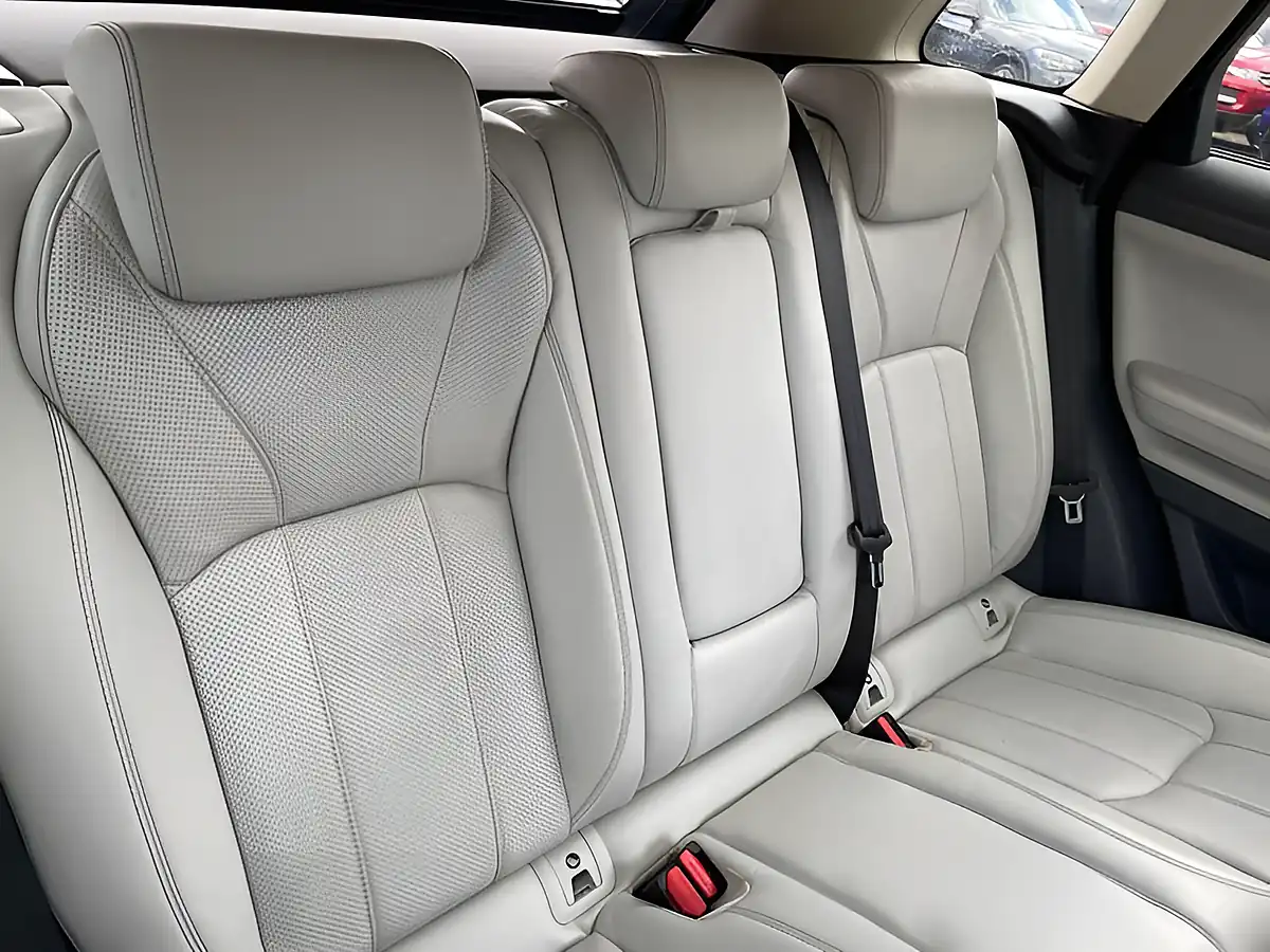 Used 2016 Land Rover Range Rover Evoque Hse Dynamic Grey - Interior and Exterior details 15