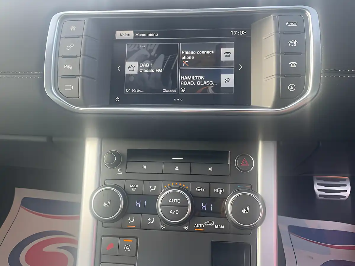 Used 2016 Land Rover Range Rover Evoque Hse Dynamic Grey - Interior and Exterior details 15