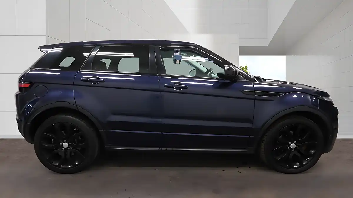 Used 2016 Land Rover Range Rover Evoque Hse Dynamic Lux Blue - Interior and Exterior details 7